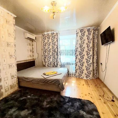 Flat in the city center Uralsk Exterior foto